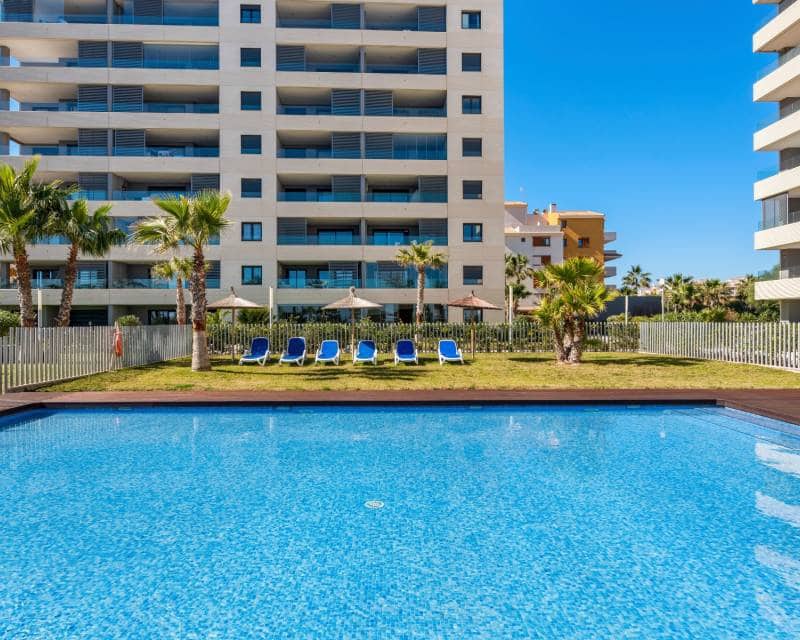 2 slaapkamer Appartement te koop in Orihuela Costa met zwembad garage - € 479.000 (Ref: 9352180)