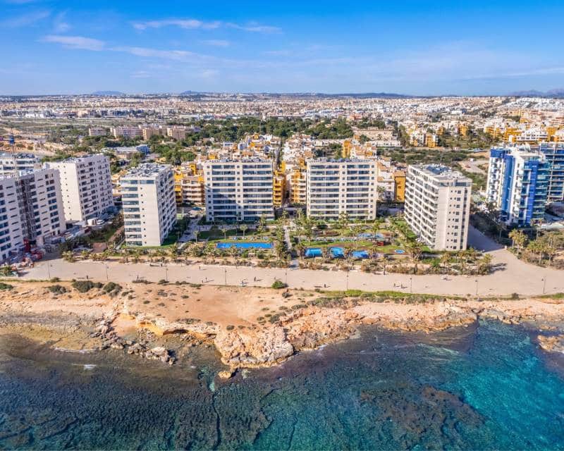 2 slaapkamer Appartement te koop in Orihuela Costa met zwembad garage - € 479.000 (Ref: 9352180)
