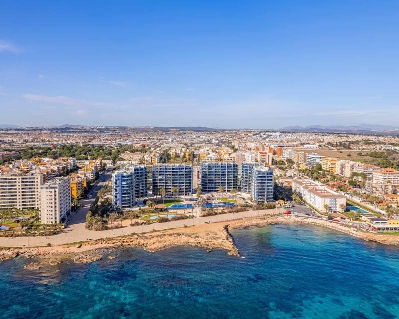 2 slaapkamer Appartement te koop in Orihuela Costa met zwembad garage - € 479.000 (Ref: 9352180)