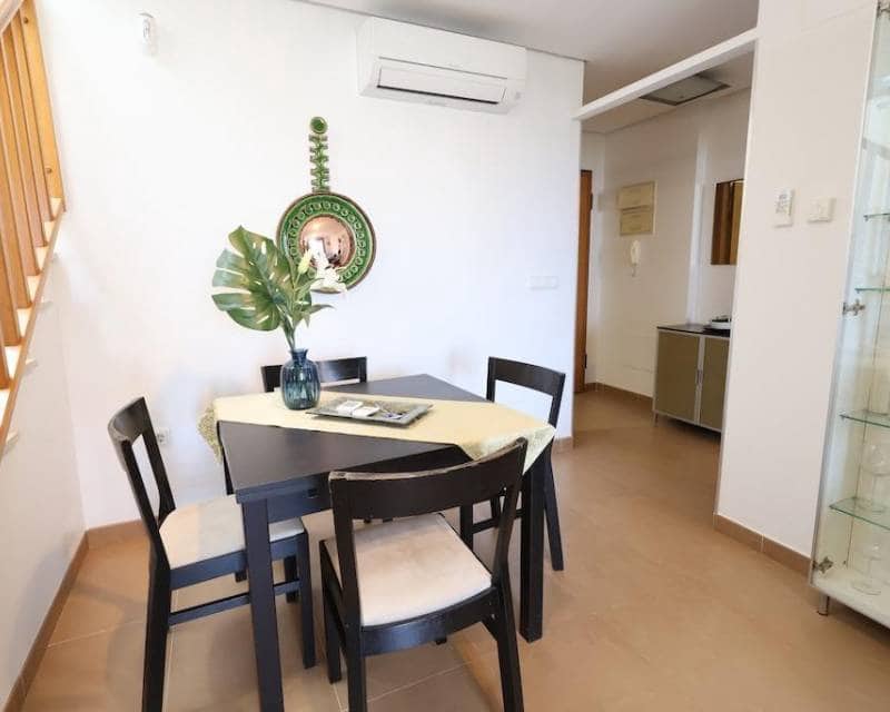 3 makuuhuone Kattohuoneisto myytävänä paikassa Pilar de la Horadada mukana uima-altaan - 560 000 € (Ref: 9354033)