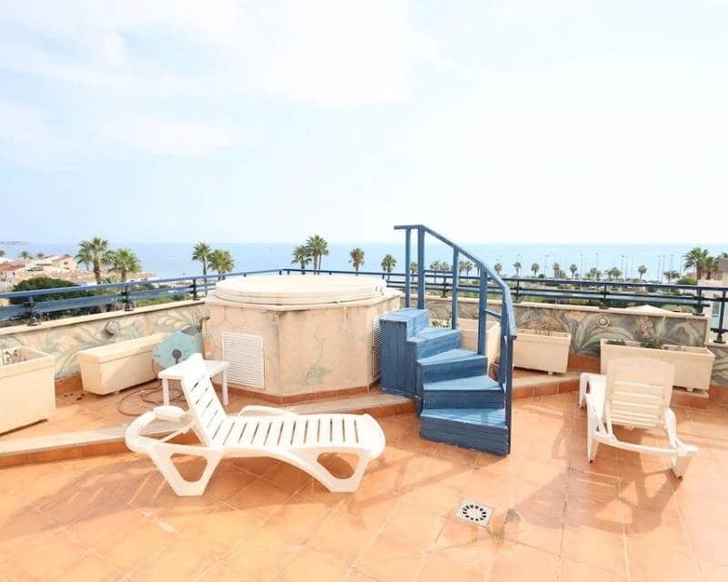 3 makuuhuone Kattohuoneisto myytävänä paikassa Pilar de la Horadada mukana uima-altaan - 560 000 € (Ref: 9354033)