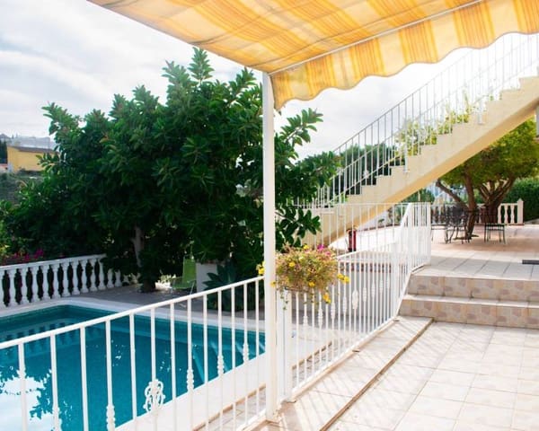 7 soveværelse Villa til salg i Los Balcones - Los Altos, Torrevieja med swimmingpool - € 1.090.000 (Ref: 9363482)