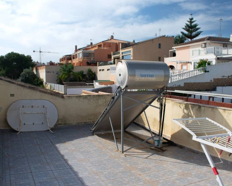 7 soveværelse Villa til salg i Torrevieja med swimmingpool - € 1.090.000 (Ref: 9363482)