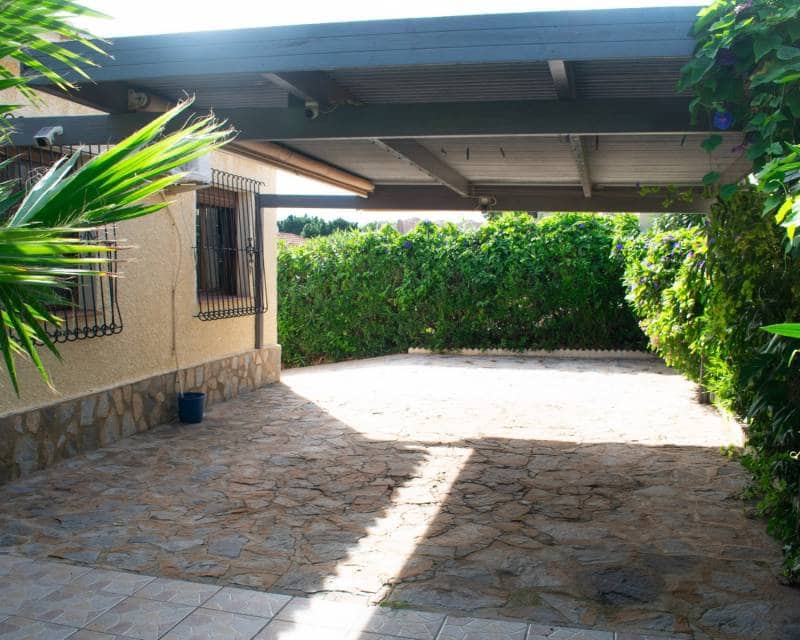 7 soveværelse Villa til salg i Torrevieja med swimmingpool - € 1.090.000 (Ref: 9363482)