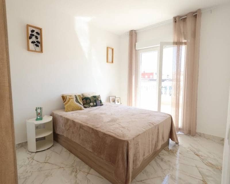 3 sypialnia Dom szeregowy na sprzedaż w El Chaparral z garażem - 230 000 € (Ref: 9369000)