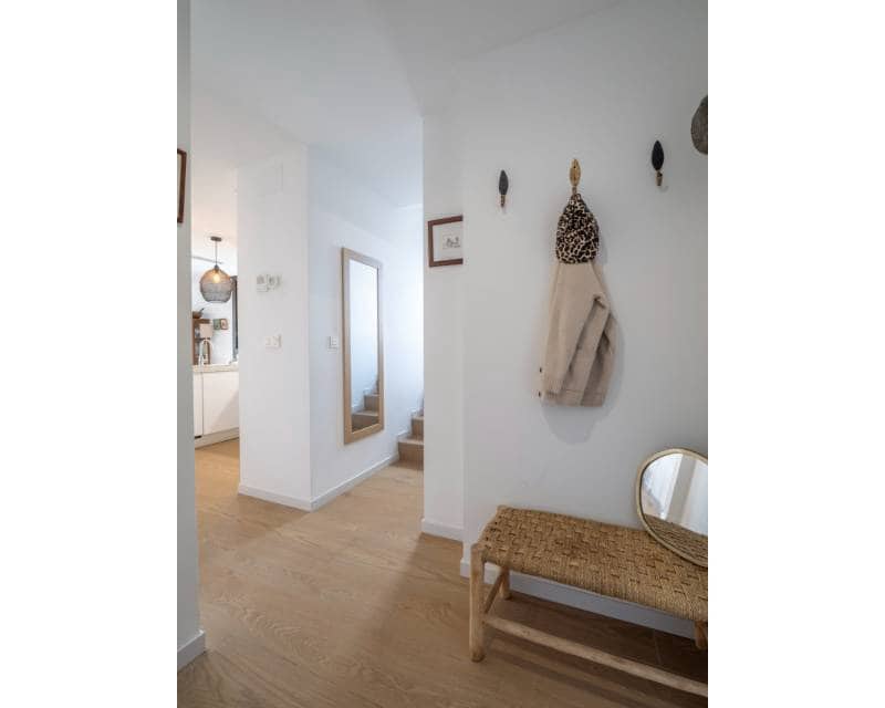 3 chambre Appartement à vendre à Arenal avec piscine garage - 650 000 € (Ref: 9369016)