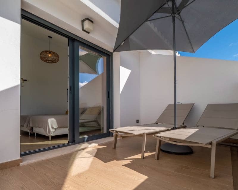 3 chambre Appartement à vendre à Arenal avec piscine garage - 650 000 € (Ref: 9369016)