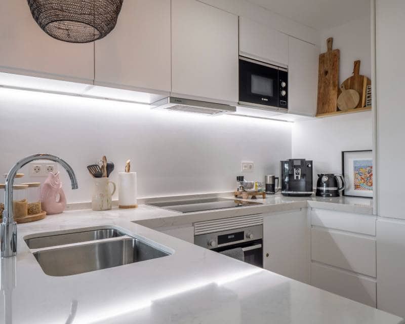 3 chambre Appartement à vendre à Arenal avec piscine garage - 650 000 € (Ref: 9369016)