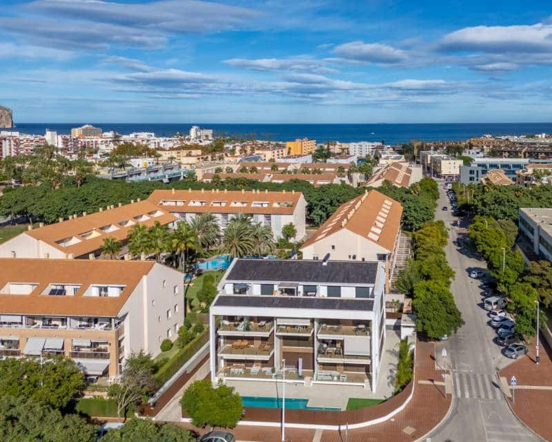 3 chambre Appartement à vendre à Arenal avec piscine garage - 650 000 € (Ref: 9369016)