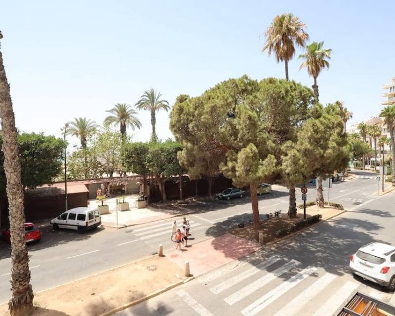 3 chambre Appartement à vendre à Torrevieja - 299 000 € (Ref: 9369017)