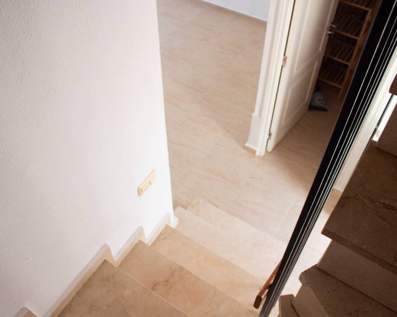 3 soverom Rekkehus til salgs i Torrevieja med svømmebasseng - € 160 000 (Ref: 9379861)