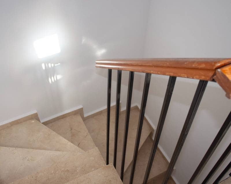 3 soverom Rekkehus til salgs i Torrevieja med svømmebasseng - € 160 000 (Ref: 9379861)