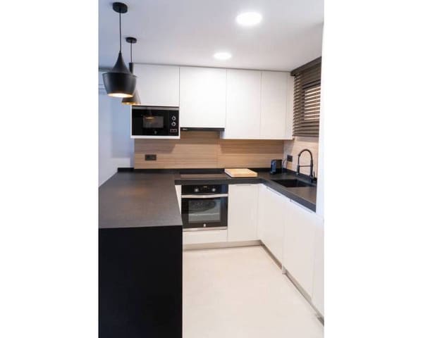 2 bedroom Apartment for sale in La Veleta, Torrevieja with pool - € 273,000 (Ref: 9379866)