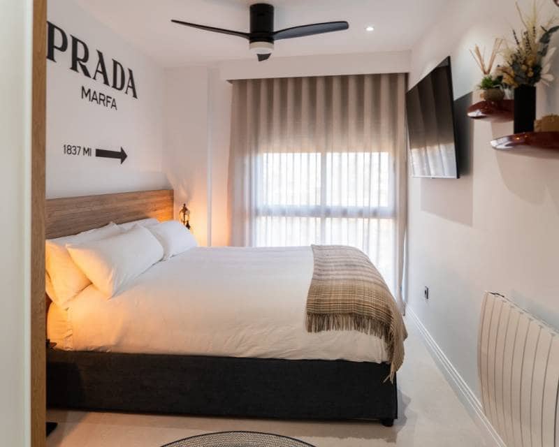 2 chambre Appartement à vendre à La Veleta avec piscine - 273 000 € (Ref: 9379866)