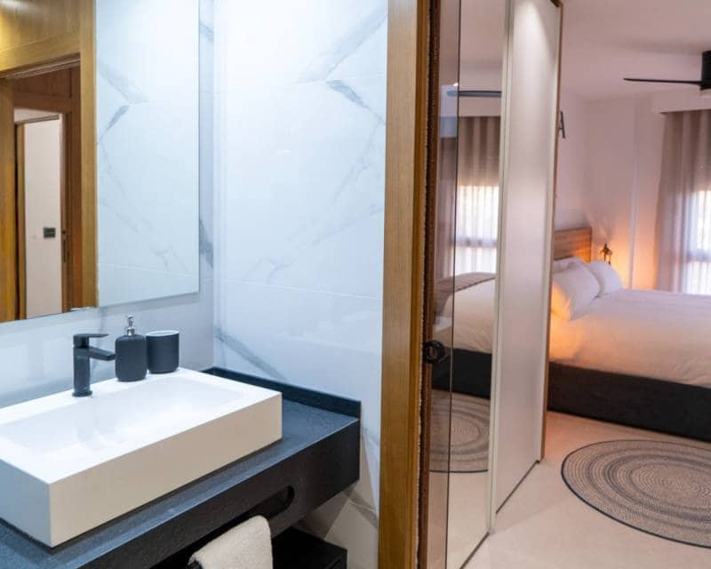 2 chambre Appartement à vendre à La Veleta avec piscine - 273 000 € (Ref: 9379866)