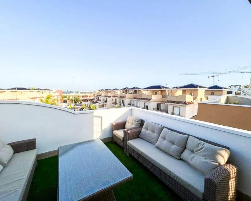 3 camera da letto Villetta a Schiera in vendita in Torre de la Horadada con piscina garage - 383.300 € (Rif: 9383296)