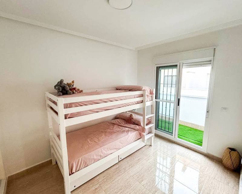 3 camera da letto Villetta a Schiera in vendita in Torre de la Horadada con piscina garage - 383.300 € (Rif: 9383296)
