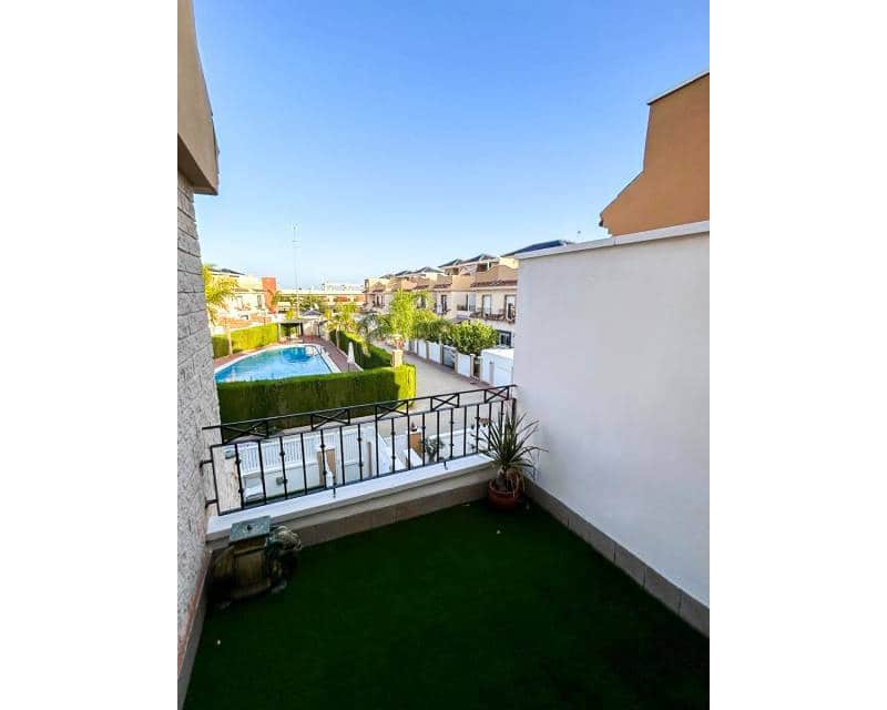 3 camera da letto Villetta a Schiera in vendita in Torre de la Horadada con piscina garage - 383.300 € (Rif: 9383296)