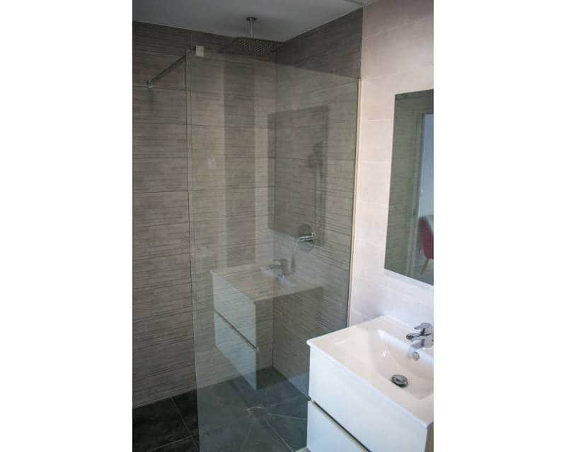 2 bedroom Beach Apartment for sale in Calpe / Calp with pool - € 525,000 (Ref: 9386131)