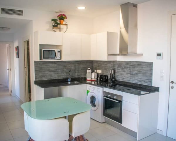 2 bedroom Beach Apartment for sale in Puerto, Calpe / Calp with pool - € 525,000 (Ref: 9386131)