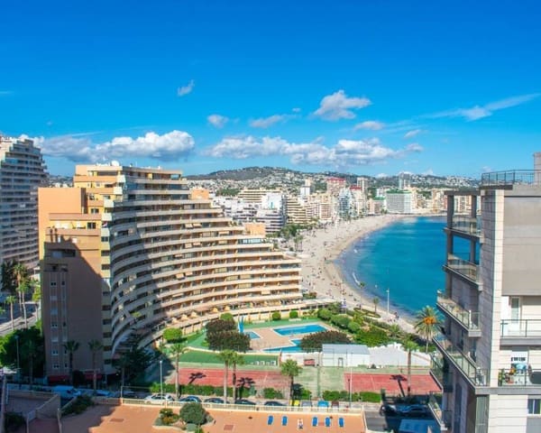 2 bedroom Beach Apartment for sale in Puerto, Calpe / Calp with pool - € 525,000 (Ref: 9386131)