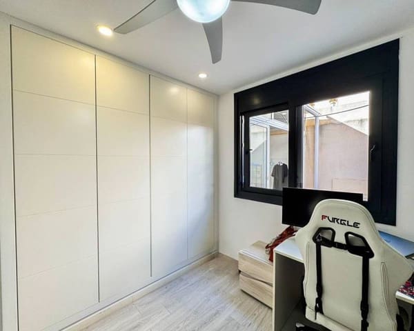 3 Zimmer Reihenhaus zu verkaufen in Pilar de la Horadada ciudad, Pilar de la Horadada mit Pool Garage - 395.000 € (Ref: 9386409)