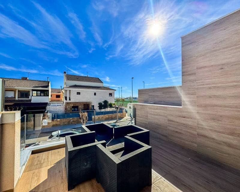 3 bedroom Terraced Villa for sale in Pilar de la Horadada with pool garage - € 395,000 (Ref: 9386409)