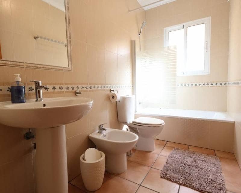 3 sovrum Radhus till salu i Cabo Roig med pool - 255 000 € (Ref: 9386614)