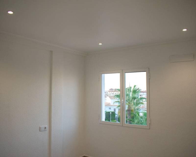 3 soveværelse Rækkehus til salg i Torrevieja med swimmingpool - € 230.000 (Ref: 9386615)