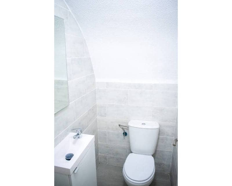 3 soveværelse Rækkehus til salg i Torrevieja med swimmingpool - € 230.000 (Ref: 9386615)