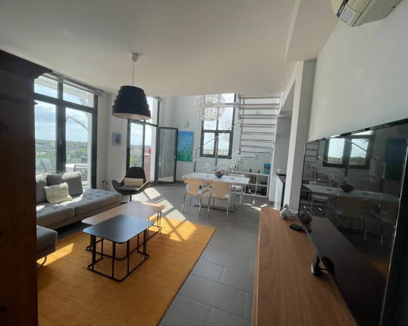 3 chambre Penthouse à vendre à Las Ramblas Golf avec piscine - 399 000 € (Ref: 9386616)