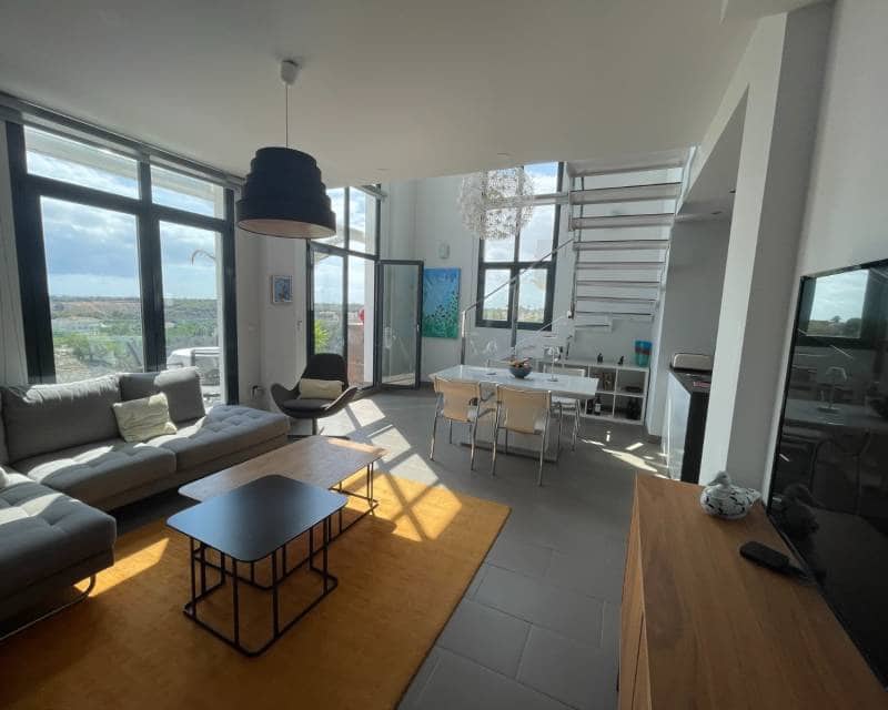 3 chambre Penthouse à vendre à Las Ramblas Golf avec piscine - 399 000 € (Ref: 9386616)