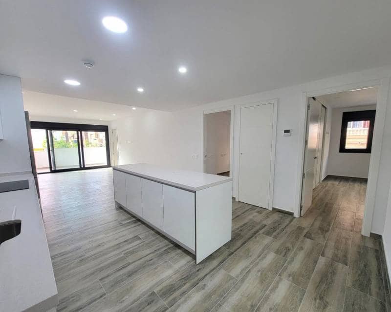 3 chambre Appartement à vendre à Torrevieja avec piscine garage - 375 000 € (Ref: 9394455)