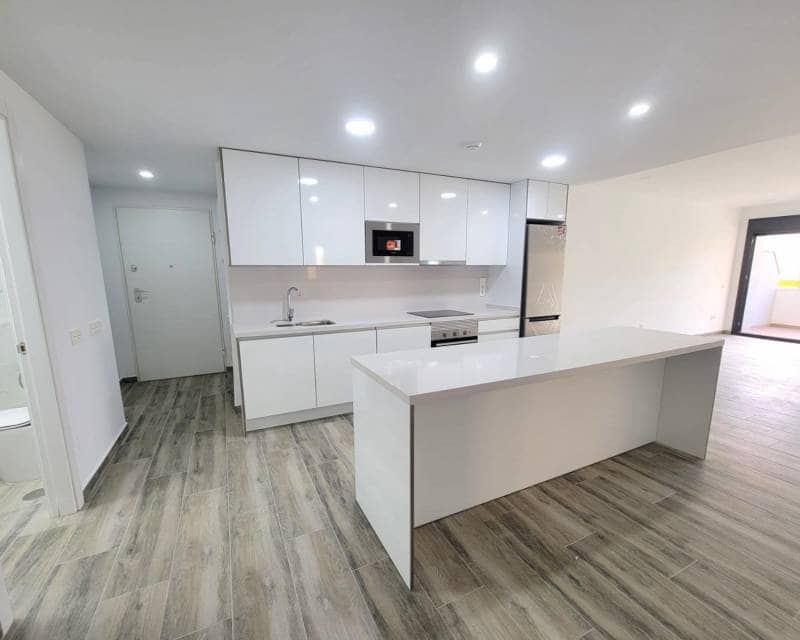 3 chambre Appartement à vendre à Torrevieja avec piscine garage - 375 000 € (Ref: 9394455)