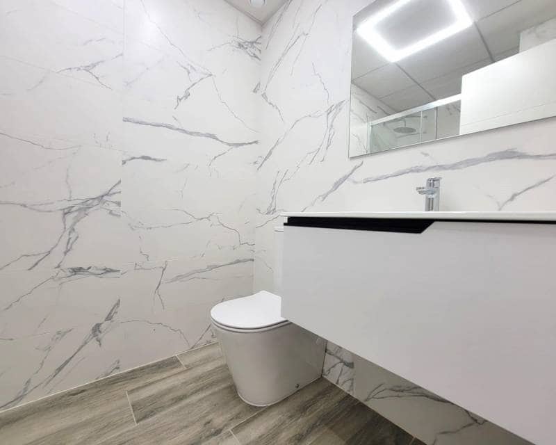 3 chambre Appartement à vendre à Torrevieja avec piscine garage - 375 000 € (Ref: 9394455)