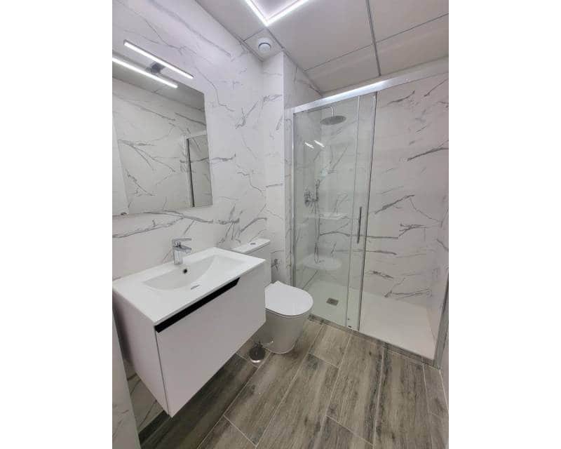 3 chambre Appartement à vendre à Torrevieja avec piscine garage - 375 000 € (Ref: 9394455)