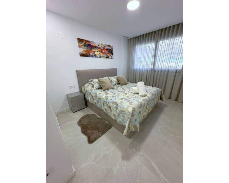 4 makuuhuone Huoneisto myytävänä paikassa Finestrat mukana uima-altaan 
autotalli - 750 000 € (Ref: 9397940)