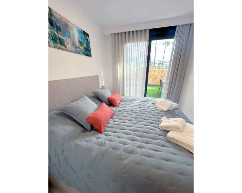 4 makuuhuone Huoneisto myytävänä paikassa Finestrat mukana uima-altaan 
autotalli - 750 000 € (Ref: 9397940)