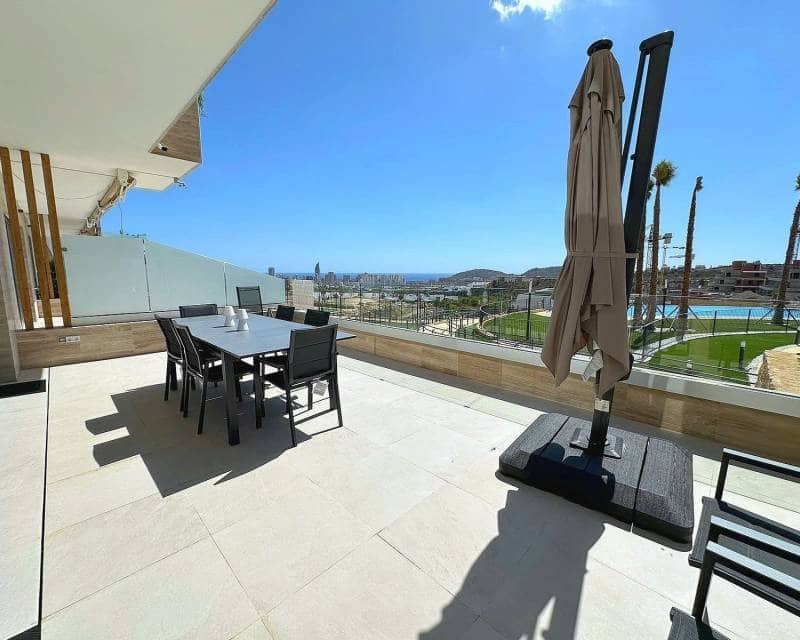 4 makuuhuone Huoneisto myytävänä paikassa Finestrat mukana uima-altaan 
autotalli - 750 000 € (Ref: 9397940)