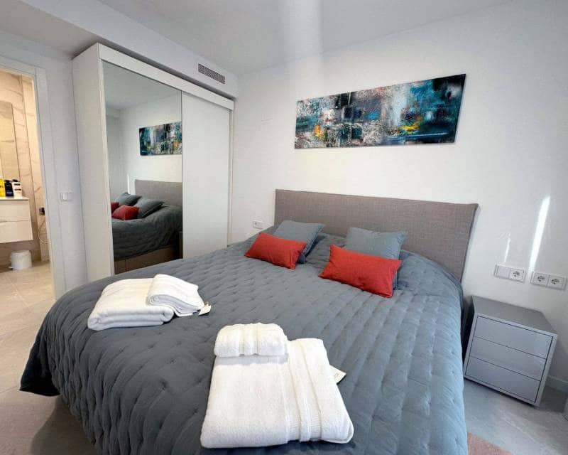 4 makuuhuone Huoneisto myytävänä paikassa Finestrat mukana uima-altaan 
autotalli - 750 000 € (Ref: 9397940)