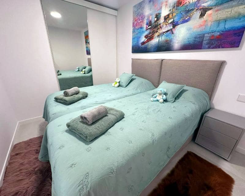 4 makuuhuone Huoneisto myytävänä paikassa Finestrat mukana uima-altaan 
autotalli - 750 000 € (Ref: 9397940)