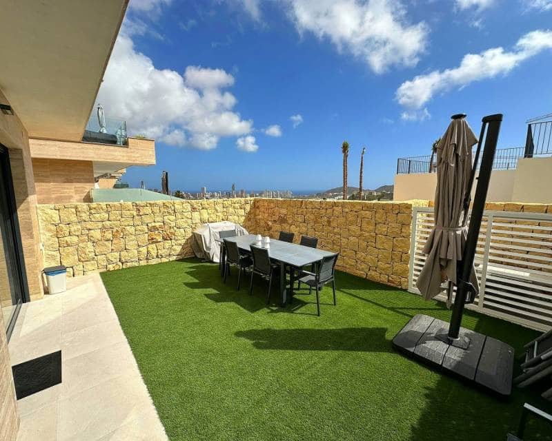 4 soverom Leilighet til salgs i Finestrat med svømmebasseng garasje - € 700 000 (Ref: 9399878)