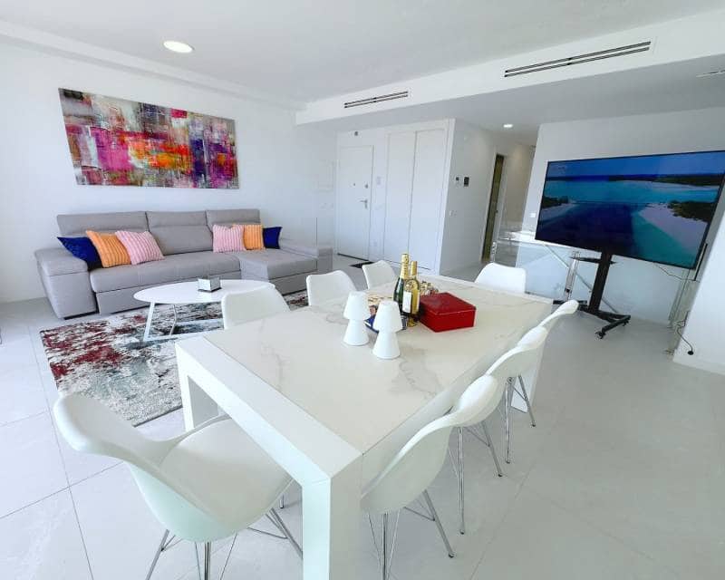 4 makuuhuone Huoneisto myytävänä paikassa Finestrat mukana uima-altaan 
autotalli - 750 000 € (Ref: 9399878)