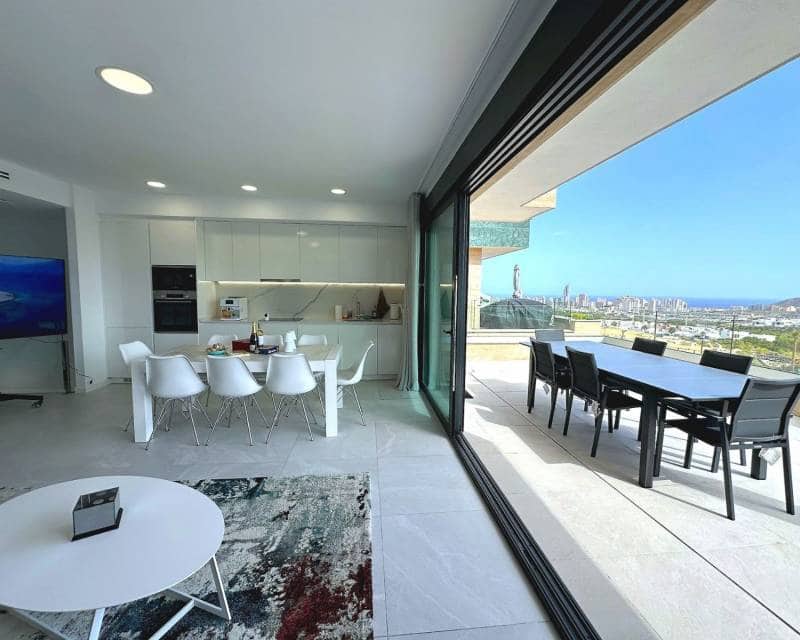 4 makuuhuone Huoneisto myytävänä paikassa Finestrat mukana uima-altaan 
autotalli - 750 000 € (Ref: 9399878)