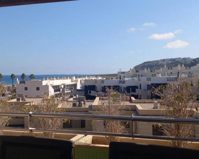 2 soverom Strandleiligheter til salgs i Arenales del Sol med svømmebasseng garasje - € 395 000 (Ref: 9400004)