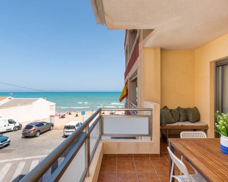 3 sovrum Strandlägenhet till salu i Guardamar del Segura med garage - 299 999 € (Ref: 9400005)