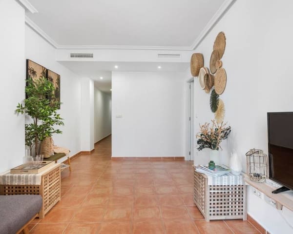 3 soveværelse Strandlejlighed til salg i Guardamar Playa, Guardamar del Segura med garage - € 299.999 (Ref: 9400005)