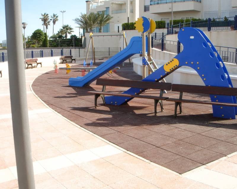 2 chambre Appartement à vendre à Pilar de la Horadada avec piscine garage - 285 000 € (Ref: 9400006)