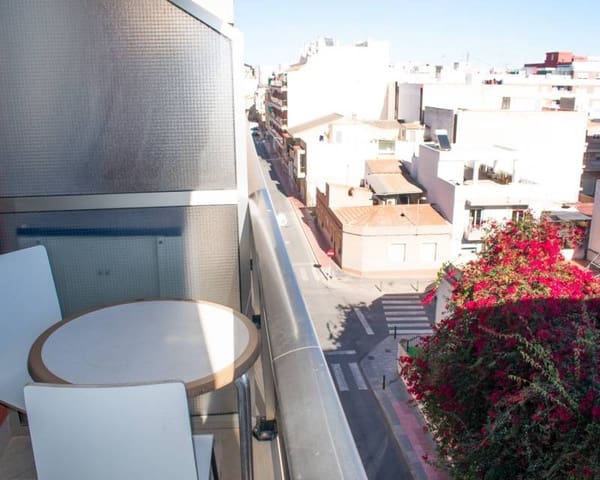 2 slaapkamer Appartement te koop in Zona Pueblo, Guardamar del Segura - € 195.000 (Ref: 9400009)