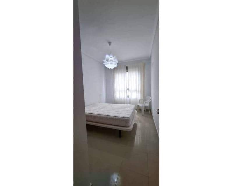 2 slaapkamer Strandappartement te koop in Guardamar del Segura - € 185.000 (Ref: 9400010)